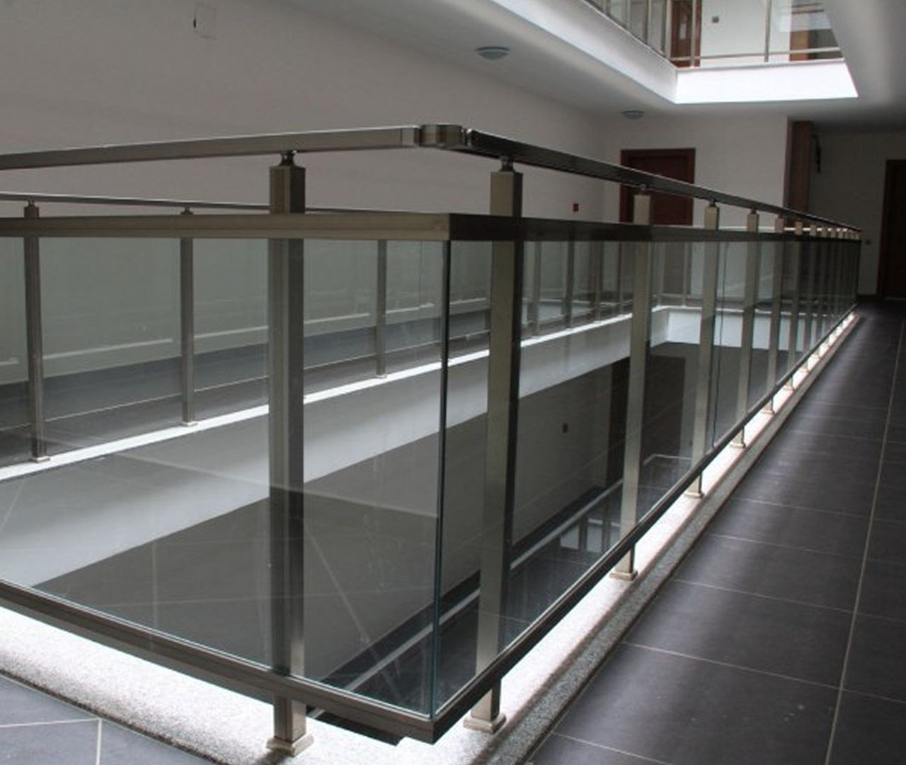 Balumax - Isıcam'lı Küpeşte Sistemi